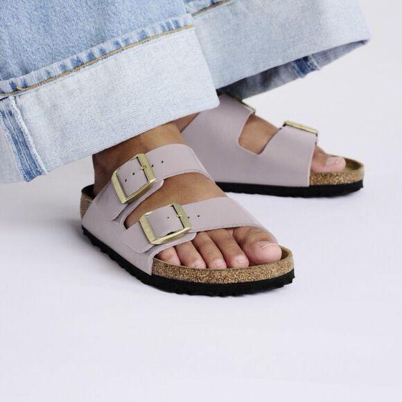 NWT Birkenstock Arizona Sandals - Picture 2 of 9